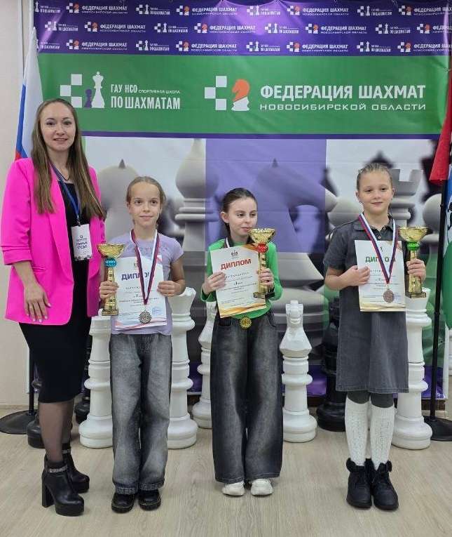 Александра Аймерич - Сазонова - чемпионка СФО до 11 лет!