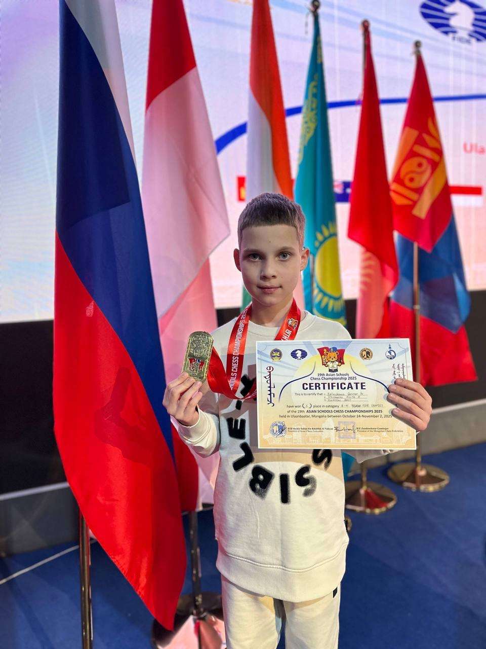 Никита Кравченко - чемпион Азии среди школьников!